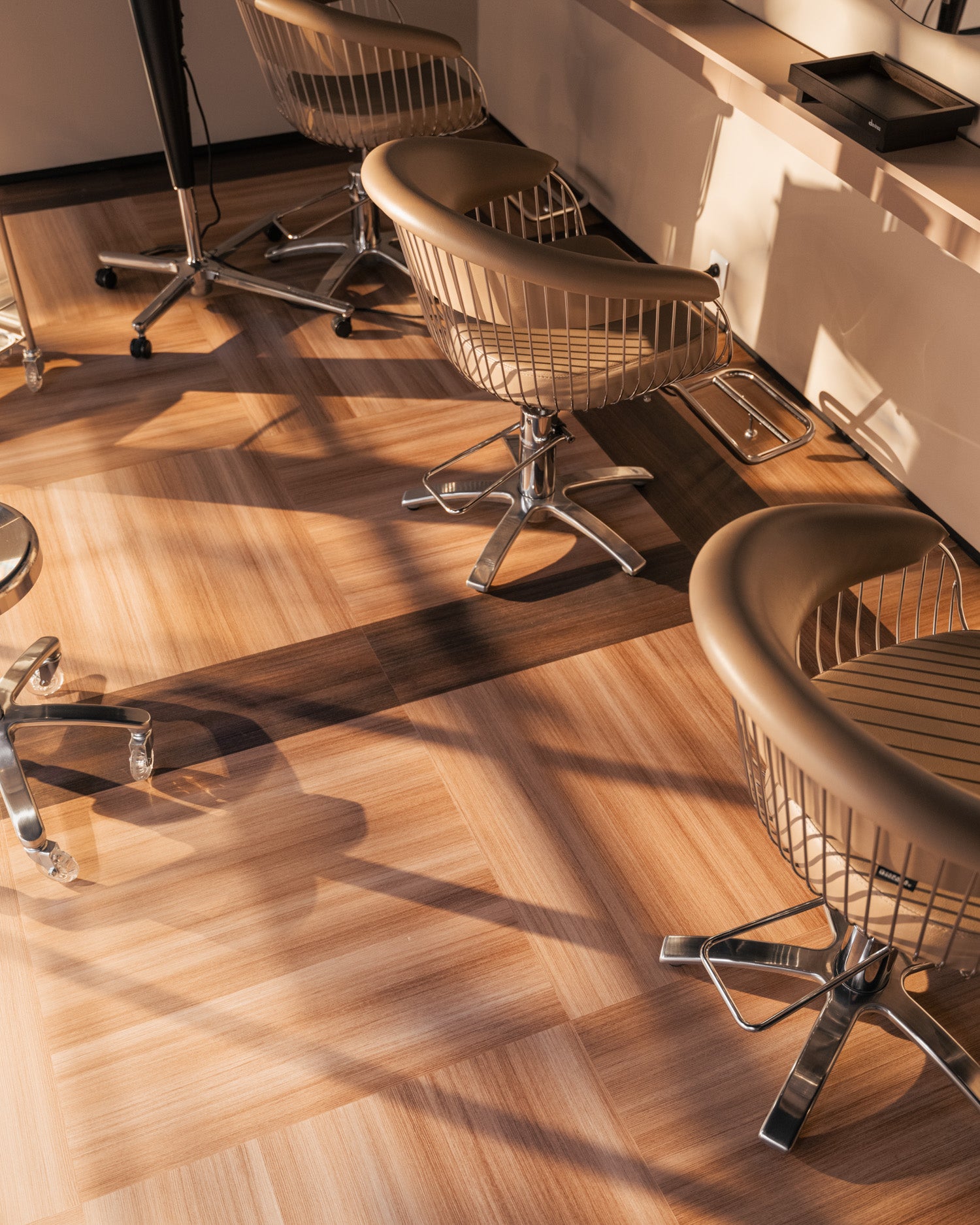 Frisør inventar i salon miljø. Skandinavisk og Japansk inspiration